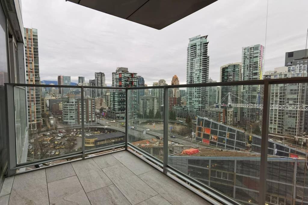 Luxury 1Br With Great View In Downtown Vancouver Apartment Ngoại thất bức ảnh